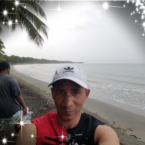 Meet your Posher, Carlos